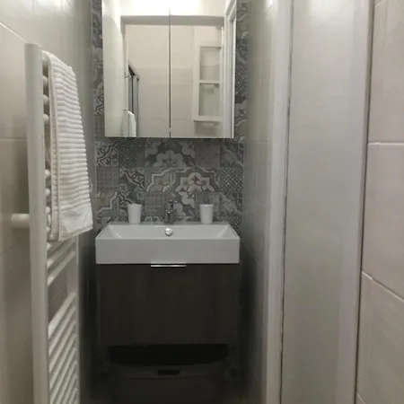 Casa Vittoria - A Pochi Passi Da Porta Romana Lejlighed *